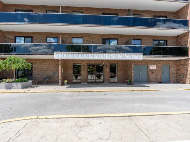 Centennial Park Place Apartments - 1 Bedroom, 1 Bath Apartment f in Long Term Rentals in Sarnia - Image 3