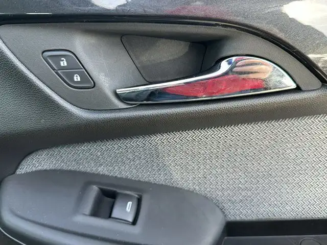 2025 Chevrolet Trailblazer LS in Cars & Trucks in Calgary - Image 20