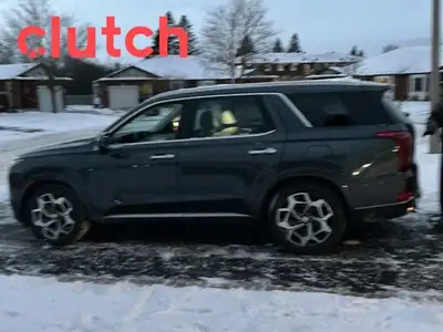 NO ACCIDENTS / CLEAN CARFAX / 1 OWNER / Heads Up Display, Front View Camera, Blindspot Sensors and m...