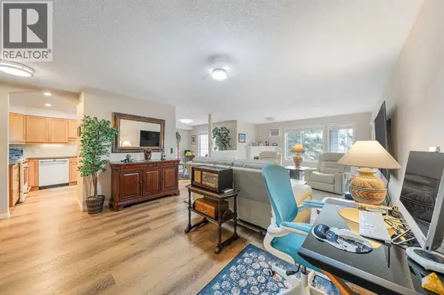 222, 6868 Sierra Morena Boulevard SW Calgary, Alberta in Condos for Sale in Calgary - Image 14