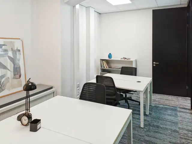 Dedicated Office for Rent – Regus Dartmouth in Dartmouth in Commercial & Office Space for Rent in Dartmouth - Image 11