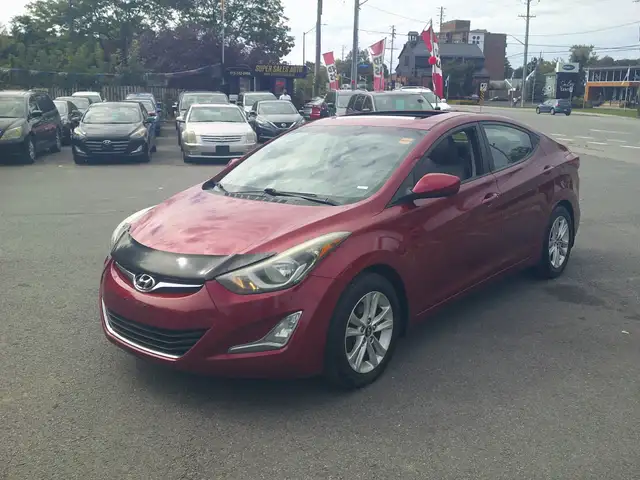 2014 Hyundai Elantra WITH ONLY 115000 KM !!!