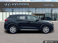 This Hyundai Tucson boasts a Regular Unleaded I-4 2.0 L/122 engine powering this Automatic transmiss... (image 5)