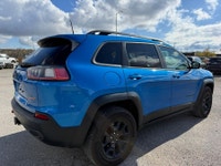 2019 JEEP CHEROKEE TRAILHAWK ELITE EDITION 4X4 FULLY LOADED ABSOLUTELY GORGEOUS ONLY $148.04 BI WEEK... (image 5)