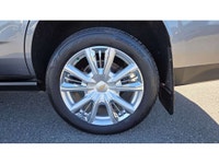 There are full-size SUVs, and then there is the Chevrolet Tahoe High Country with Duramax diesel. Th... (image 5)