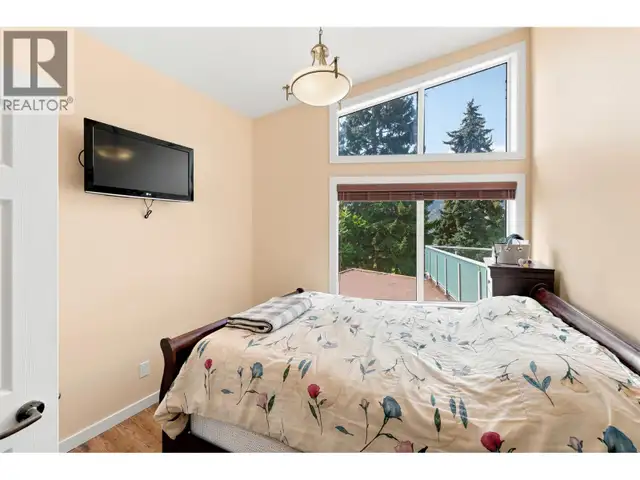3935 Lakeside Road Penticton, British Columbia in Houses for Sale in Penticton - Image 30