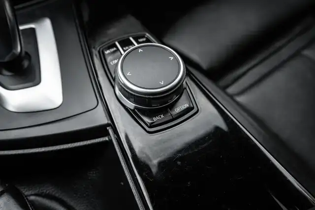 2018 BMW 3 Series5619997785201152019