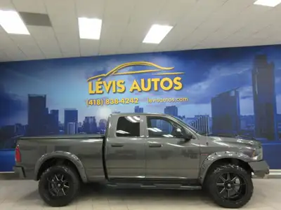 RAM 1500 CLASSIC 2021 EXPRESS V8 5.7 LITRES HEMI QUAD-CAB BOITE 6'4" 4X4 TOUT ÉQUIPÉ / CAMÉRA DE REC...