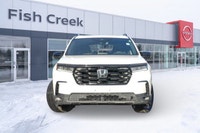 Elevate your family's journeys with a vehicle that combines sophisticated style with unparalleled co... (image 1)