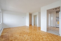 Special offer: 3 months' rent at 50% off! 2 bedrooms units available now at Saphir IIOffre spéciale... (image 2)
