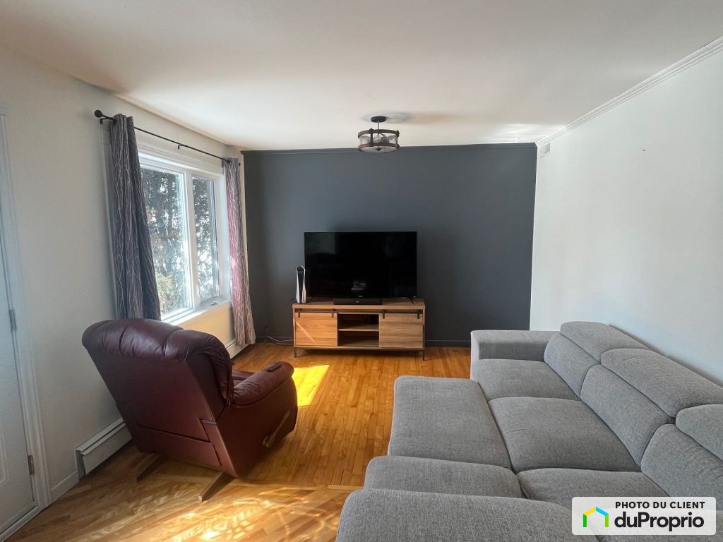 $355,000 - 1 1/2 Storey for sale in Val-d'Or — photo 2