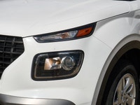 This Hyundai Venue boasts a Regular Unleaded I-4 1.6 L/98 engine powering this Variable transmission... (image 8)