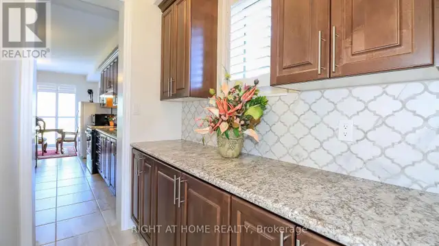 1474 SIMPKIN COURT Innisfil (Lefroy), Ontario in Houses for Sale in Barrie - Image 10