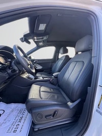 Audi Trois-Rivières, our experts are here to listen to you and guide you toward the vehicle that mee... (image 8)