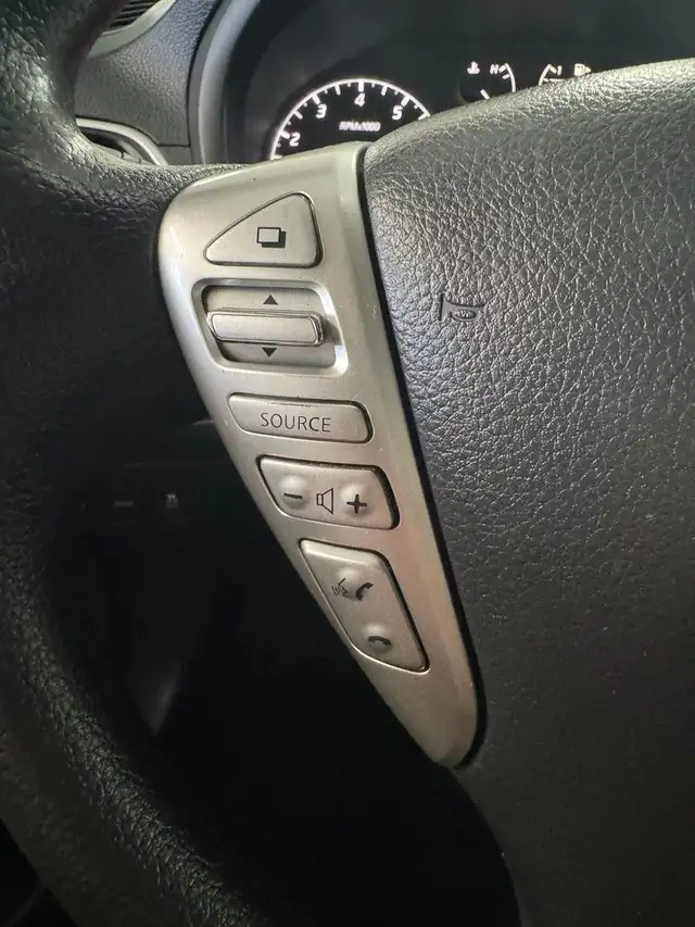 2016 Nissan Sentra 4dr Sdn Man S in Cars & Trucks in Longueuil / South Shore - Image 17