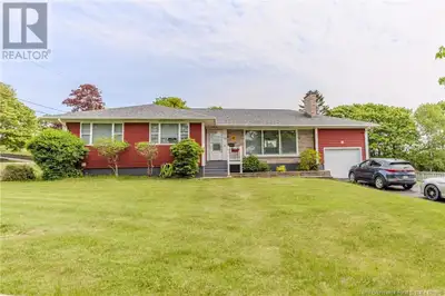 Walk to Island View Elementary School. Meticulously kept 3 bedroom bungalow on large corner lot in f...