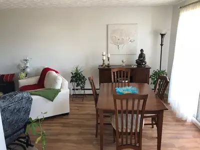 IMMEUBLE LUNIK, MAGNIFIQUE 4 1/2, VASTE ET LUMINEUX SITUÉ DANS LE SECTEUR NORD, PRÈS DU CARREFOUR DE...