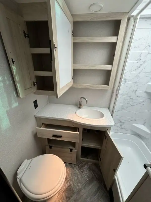 2023 Forester 3251 CD in RVs & Motorhomes in Laval / North Shore - Image 24