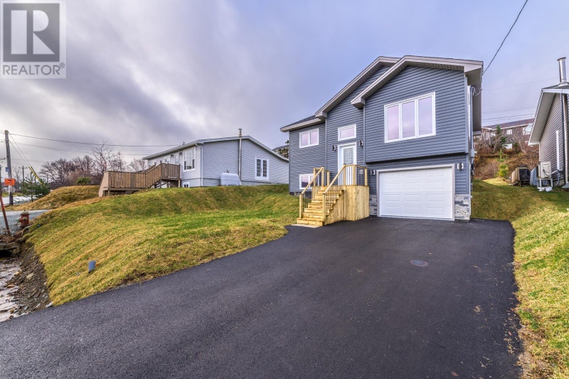 16 Pottles Lane Conception Bay South, Newfoundland & Labrador Houses