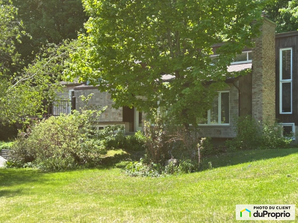 $749,000 - 2 Storey for sale in Rigaud — photo 2
