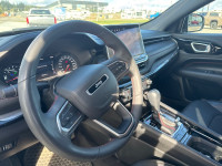 Off-Road Package, Blind Spot Detection, Leather Seats, 4G Wi-Fi, Heated Steering Wheel! SALES HOTLIN... (image 8)