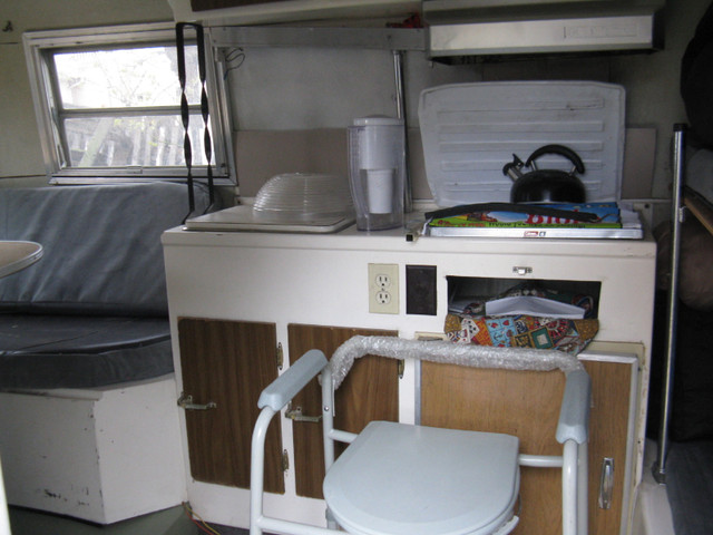 1975 VINTAGE BOLER 13 FOOT SILVER  & MATCHING 1970 GMC in Travel Trailers & Campers in Calgary - Image 4