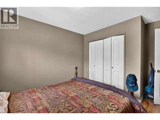 355 & 357 Gwyer Street Penticton, British Columbia in Houses for Sale in Penticton - Image 12