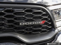 TIRES: 265/50R20 ALL-SEASON PERFORMANCE,ENGINE: 5.7L HEMI V8 VVT W/MDS (STD),MOPAR DUAL STRIPES- GUN... (image 9)