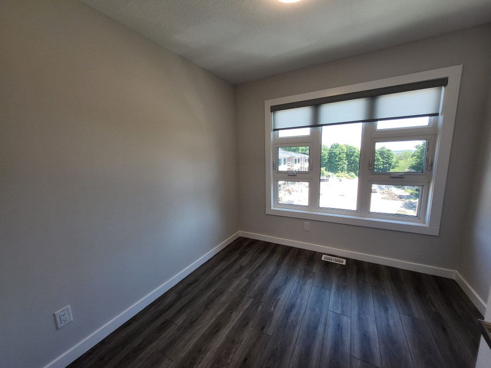 Modern 2 Storey 3 Bedroom 2.5 Bathroom Condo Suite for Rent at L 4