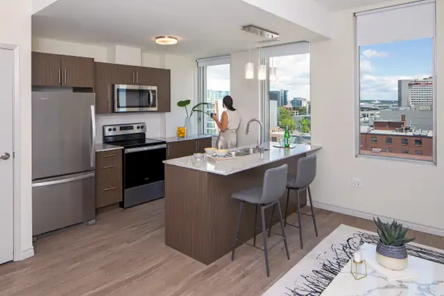 GREAT 1 BEDROOM DOWNTOWN  - GET $500 IN FREE GROCERIES!