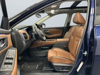 The 2024 Nissan Rogue Platinum AWD blends upscale design, modern technology, and intelligent all-whe... (image 8)