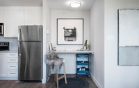 Fully renovated and stylish 2 bedroom suites on Nelson and Burrard, adjacent to the Central Business... (image 3)