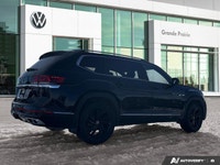 Effortlessly command every journey in this 2023 Volkswagen Atlas Execline, an SUV meticulously desig... (image 4)