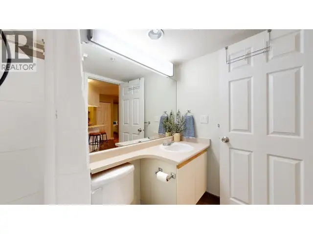 C210 40140 WILLOW CRESCENT Squamish, British Columbia in Condos for Sale in Sunshine Coast - Image 21