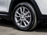 Heated Leather Bucket Seats | Heated Bucket Seats | Cruise Control | Hands-Free Power Liftgate | Rem... (image 5)