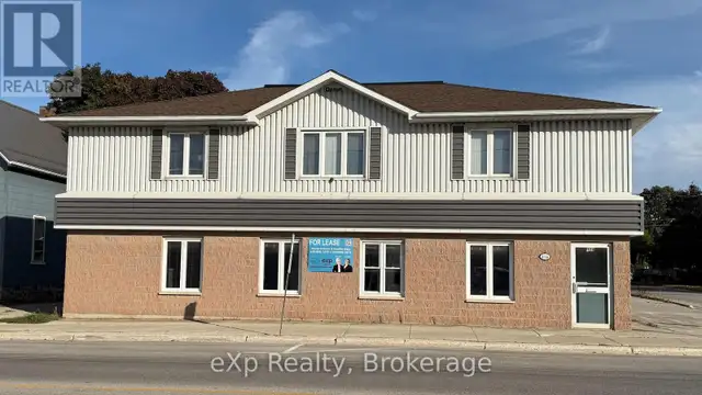 414 10TH STREET Hanover, Ontario in Commercial & Office Space for Rent in Owen Sound - Image 2