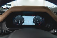 Land Rover Defender 110 P300 S 2025: - Extérieur métallisé noir SANTORINI avec intérieur en cuir CAR... (image 4)