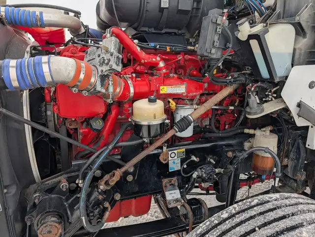 2015 KENWORTH T800 in Heavy Trucks in Kamloops - Image 23