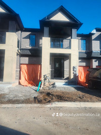 Freehold Townhouse Assignment Sale in NIAGARA FALLS