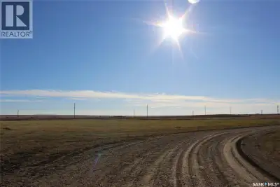 Located in Shaunavon's Industrial Park this 2.11-acre lot is available for immediate possession. Loc...