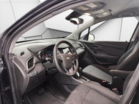 Le Chevrolet Trax LS AWD 2017 est un VUS pratique et économique, parfait pour le Québec. Sa traction... (image 7)