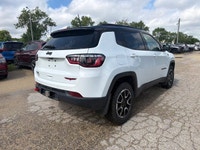 | Apple CarPlay and Android Auto | Power Liftgate | Heated Front Seats | Heated Steering Wheel | Cla... (image 4)