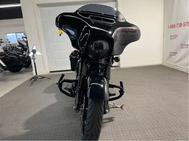 2021 Harley-Davidson Street Glide Special CANADIAN HARLEY/STAGE  in Sport Touring in North Bay - Image 6