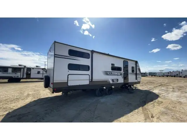 2025 Keystone RV Bullet Classic 2640BHWE in Travel Trailers & Campers in Edmonton - Image 13