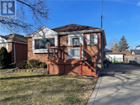 907 FENNELL AVE E Hamilton, Ontario