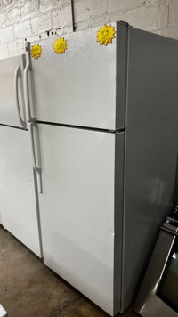 GE Refrigerator- 28” Wide30 Days Warranty-Tested and Cleaned Kitchener / Waterloo Kitchener Area Preview