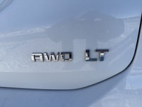 AMVIC Licensed Dealer AMVIC LICENSED DEALER//Stock Number: WG5170 *Premium Heated Bucket Seats *8-Wa... (image 6)