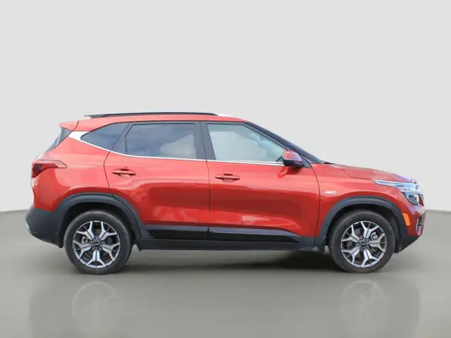 2023 KIA Seltos EX Premium AWD for sale in Cars & Trucks in Comox / Courtenay / Cumberland - Image 3