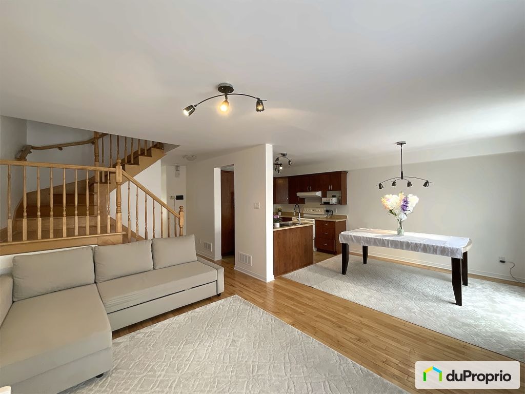 $558,000 - Townhouse for sale in Pincourt — photo 1