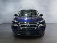 The 2024 Nissan Rogue Platinum AWD blends upscale design, modern technology, and intelligent all-whe... (image 7)